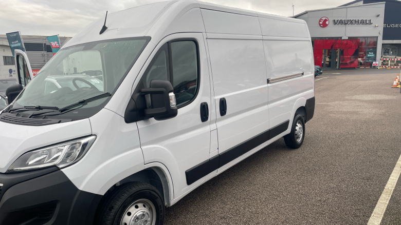 Vauxhall Movano 3500 L3 Diesel Fwd 2.2 Turbo D 140ps H2 Van Prime